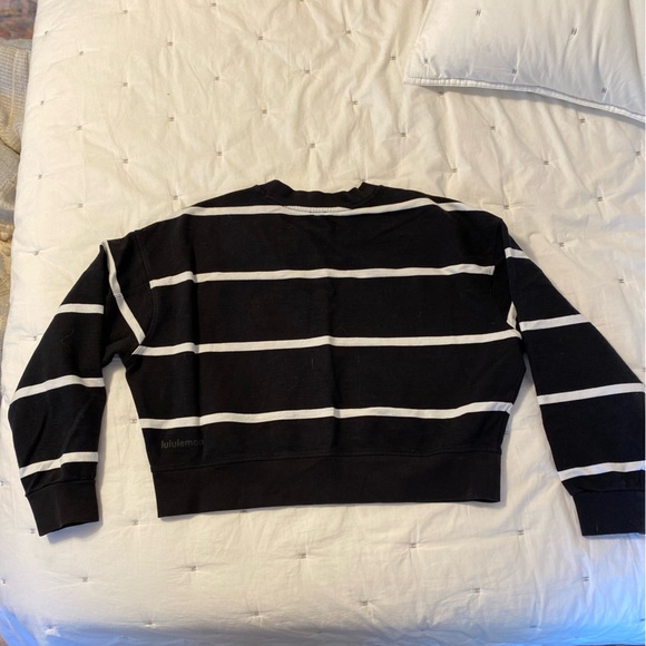 Lululemon Sweatshirt - Picture 3 of 3